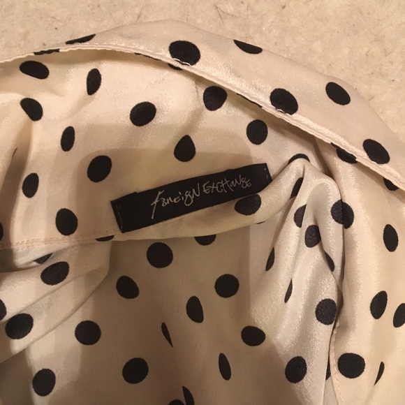 Blouse - Picture 2 of 3